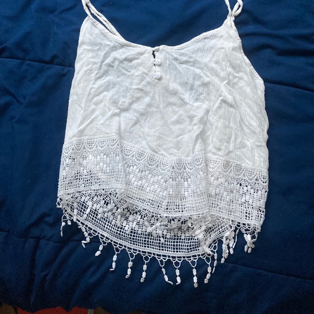 no tags so idk size but it fits me & I’m s/m